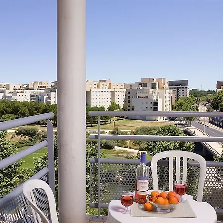 Hotel apartamentowy Les Consuls De La Montpellier