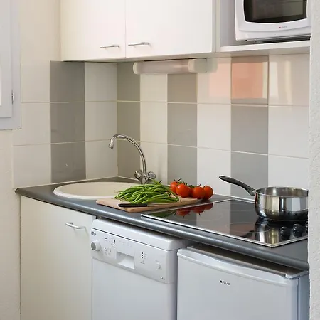 Les Consuls De La Aparthotel Montpellier