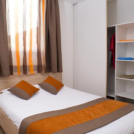 Aparthotel Les Consuls De La 3*